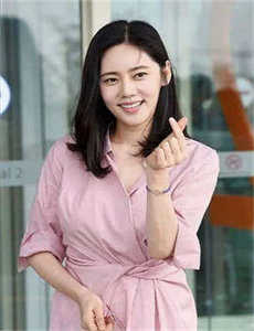 婷婷被公交车猛烈进出视频-乡村最婬荡交换小说短篇